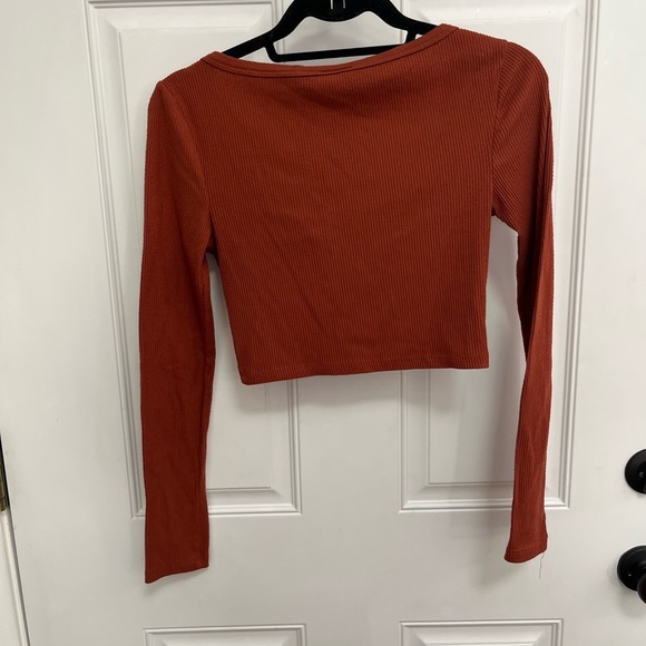 Out from under by Urban Outfitters cropped long sleeve button shirt brown small - Picture 4 of 4